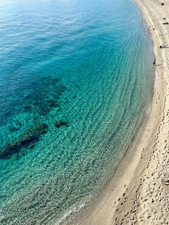 Апартаменты Casa Isola Берджеджи Экстерьер фото
